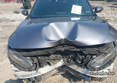 2018 Honda Accord Sport z USA, uszkodzony, nr VIN 1HGCV1F32JA240654